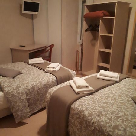 Hotel Restaurant Le Centre Comblanchien Экстерьер фото